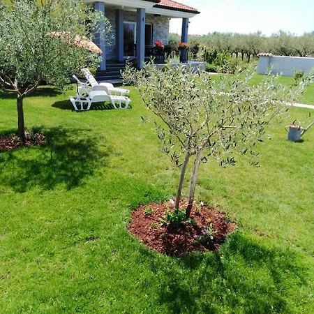 וילה House Anita אומאג