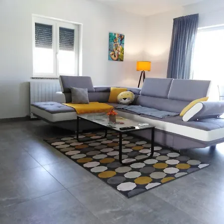 House Anita Villa *